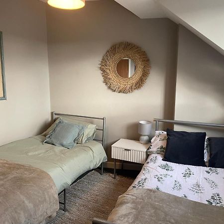 Perfect For Large Groups, Sleeps 15 Close To City Centre Sheffield Exterior photo