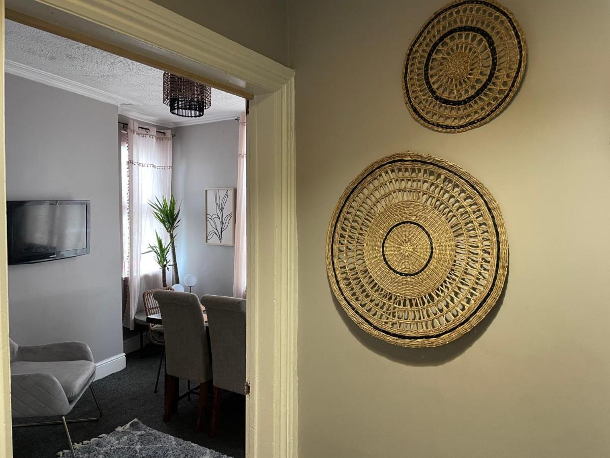 Perfect For Large Groups, Sleeps 15 Close To City Centre Sheffield Exterior photo